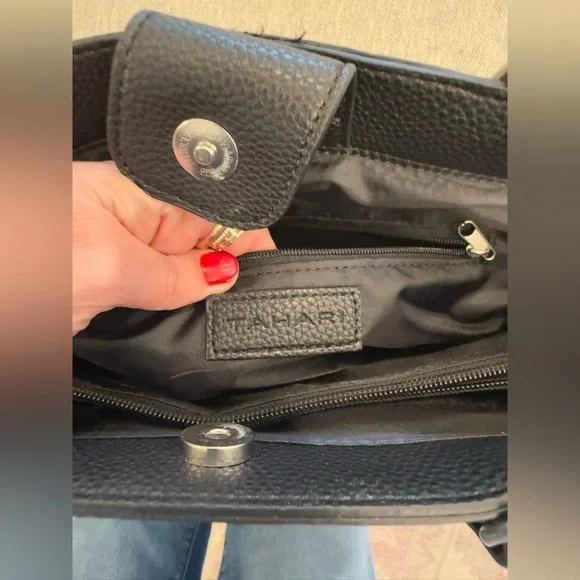 NWT Tahari Vegan Leather Oxford Tote - Picture 4 of 11